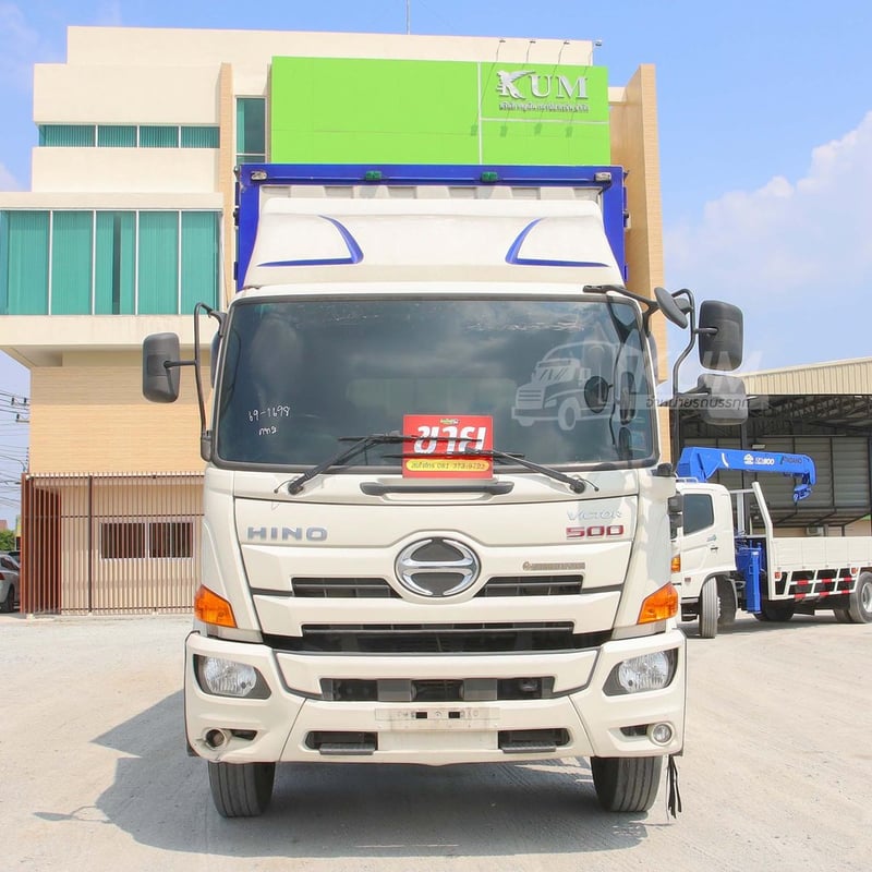 สิบล้อตู้สิบบาน HINO FL8J 260 แรง ปี 2566 (1698)