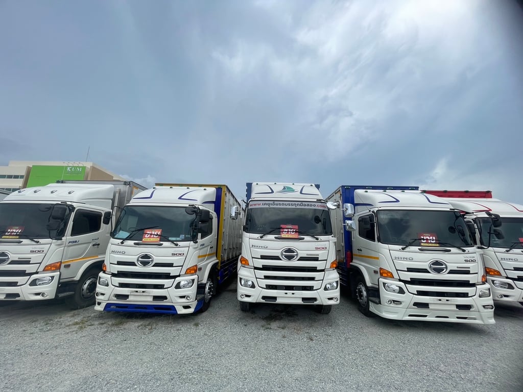 Vายดี" ตลอดกาล ใช้งานได้เอนกประสงค์ อยากออกรถสักคันแนะนำเป็นรถตู้เลย🚛มีทั้ง HINO และ ISUZU 