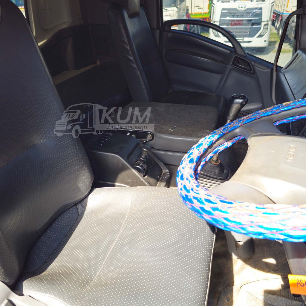คันสุดท้ายในลาน สิบล้อพื้นเรียบ ISUZU FVM 240 แรง ปี 61 (1517)