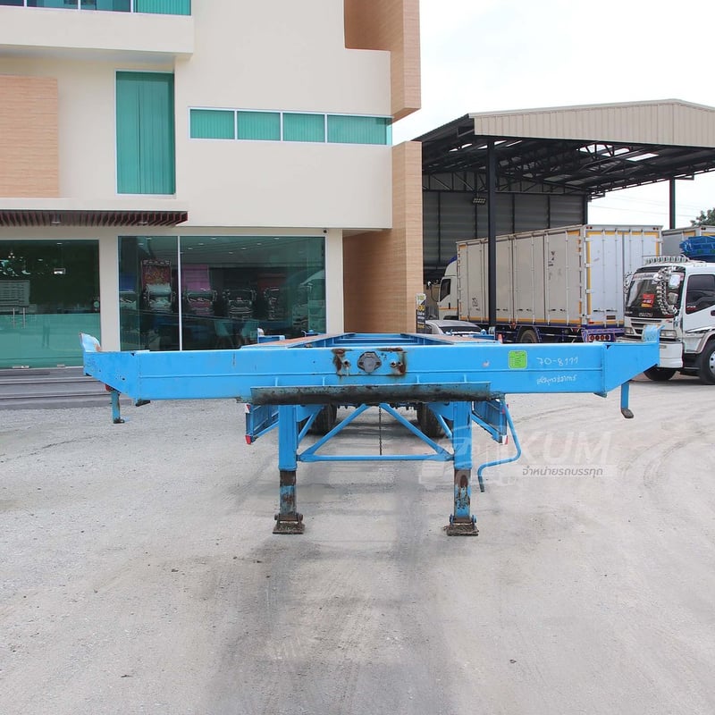 สามมิตรเขาเลื่องชื่ออยู่แล้ว หางก้าง สองเพลา อู่สามมิตร ปี 49 (8111)