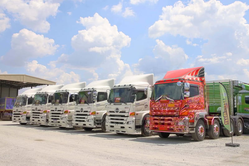 หัวลากมือสอง สด ผ่อน ราคาคุยกันได้ รถสภาพดี พร้อมใช้งาน  โทร 081-3739793