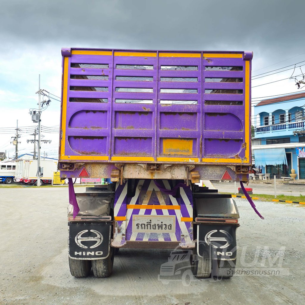 หางสวยๆ หางเซมิดั้มพ์ สองเพลา อู่เอสเคที ปี 62 (8798) หางสวยๆ หางเซมิดั้มพ์ สองเพลา อู่เอสเคที ปี 62 (8798)