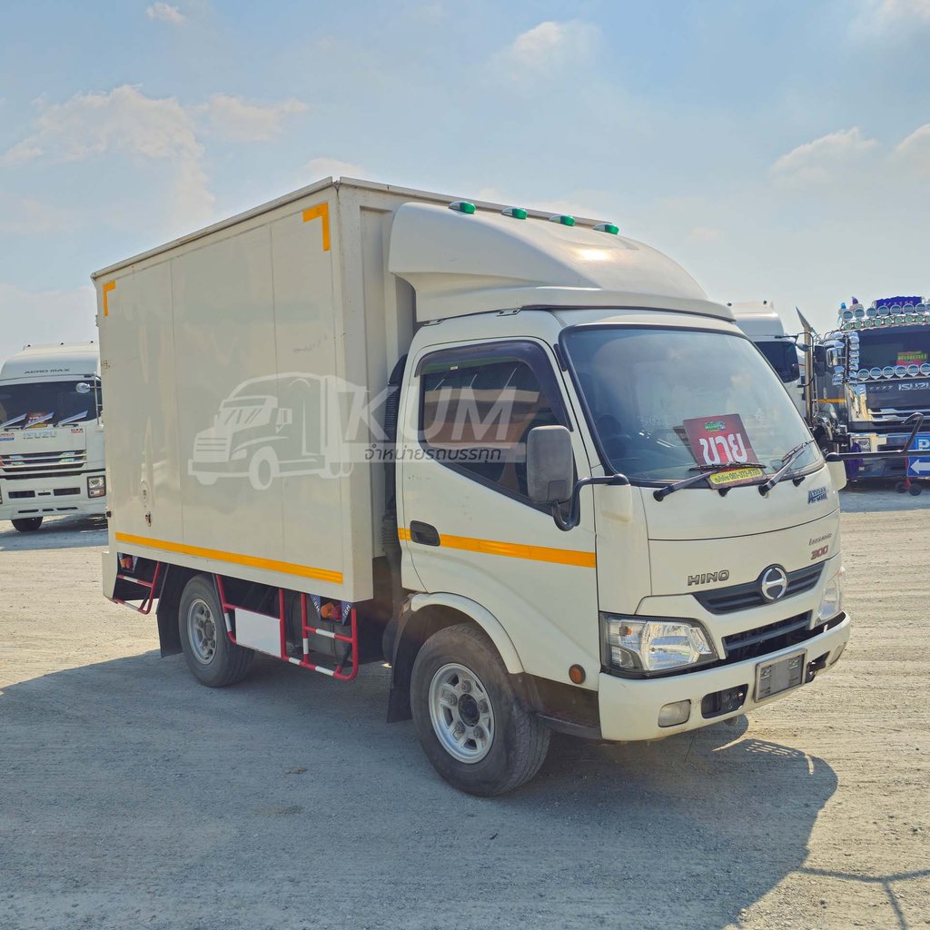 สี่ล้อตู้ื HINO XZU 136 แรง ปี 2565 (6121) สี่ล้อตู้ื HINO XZU 136 แรง ปี 2565 (6121)