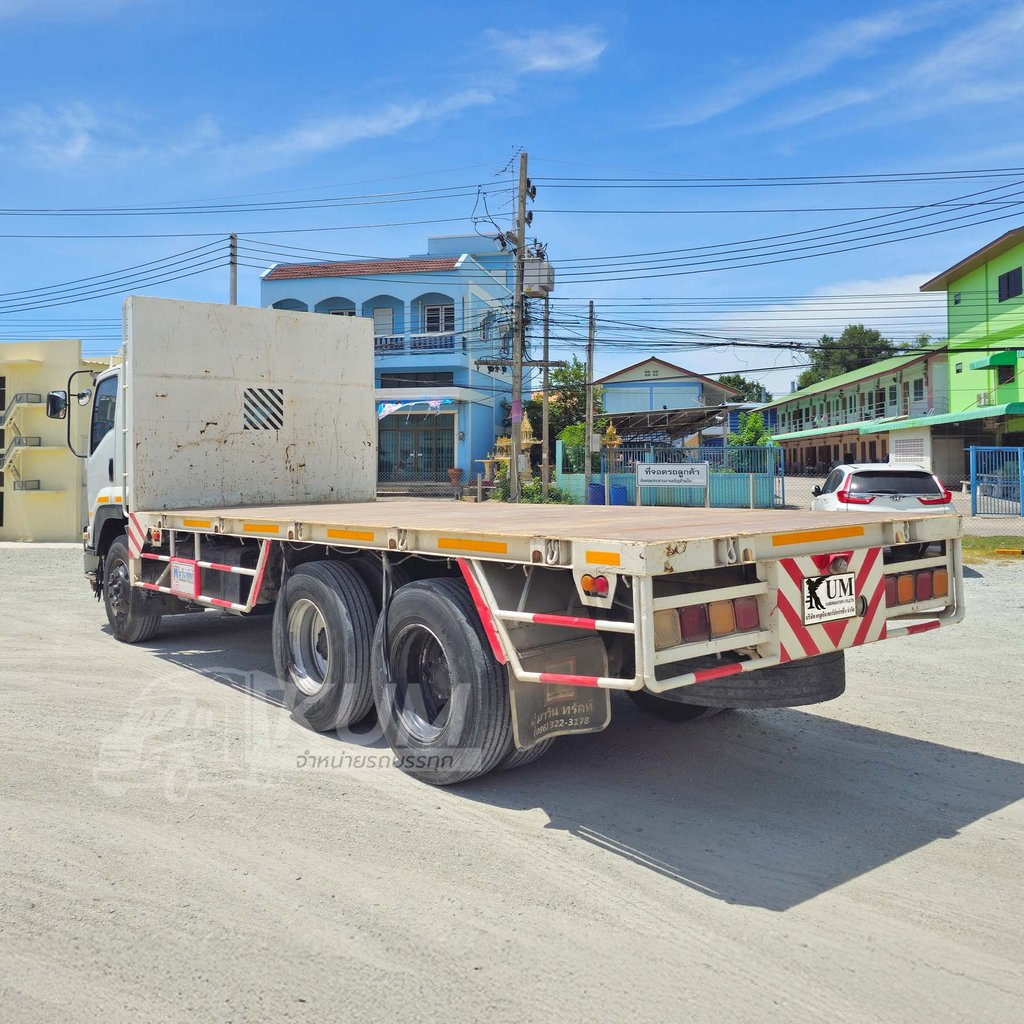 ISUZU FVZ 300 แรงม้า ปี 57 รถบรรทุก 10 ล้อ พื้นเรียบ (0978)
