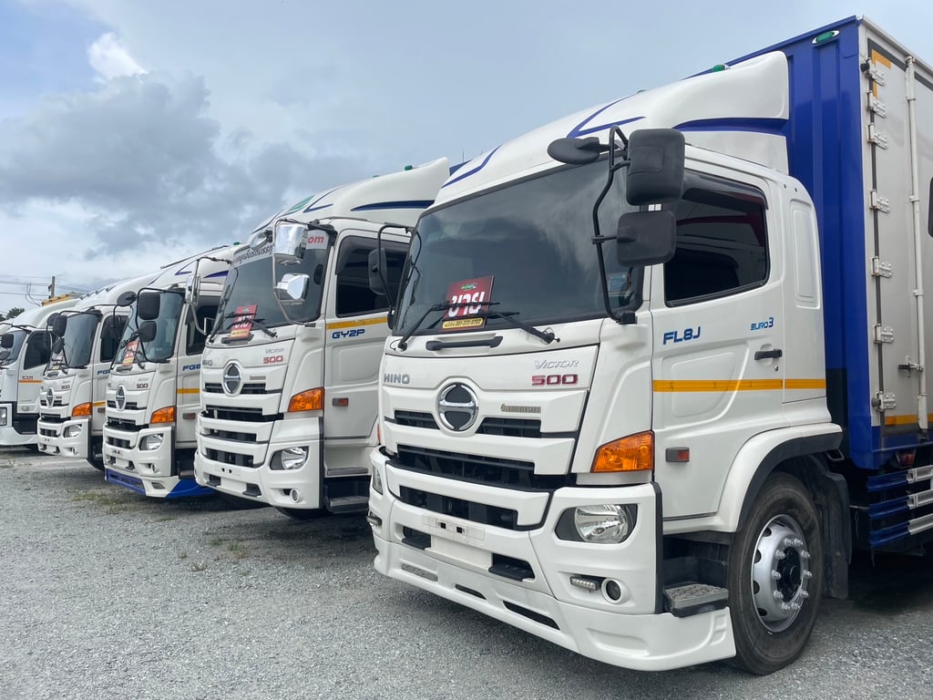 Vายดี" ตลอดกาล ใช้งานได้เอนกประสงค์ อยากออกรถสักคันแนะนำเป็นรถตู้เลย🚛มีทั้ง HINO และ ISUZU 