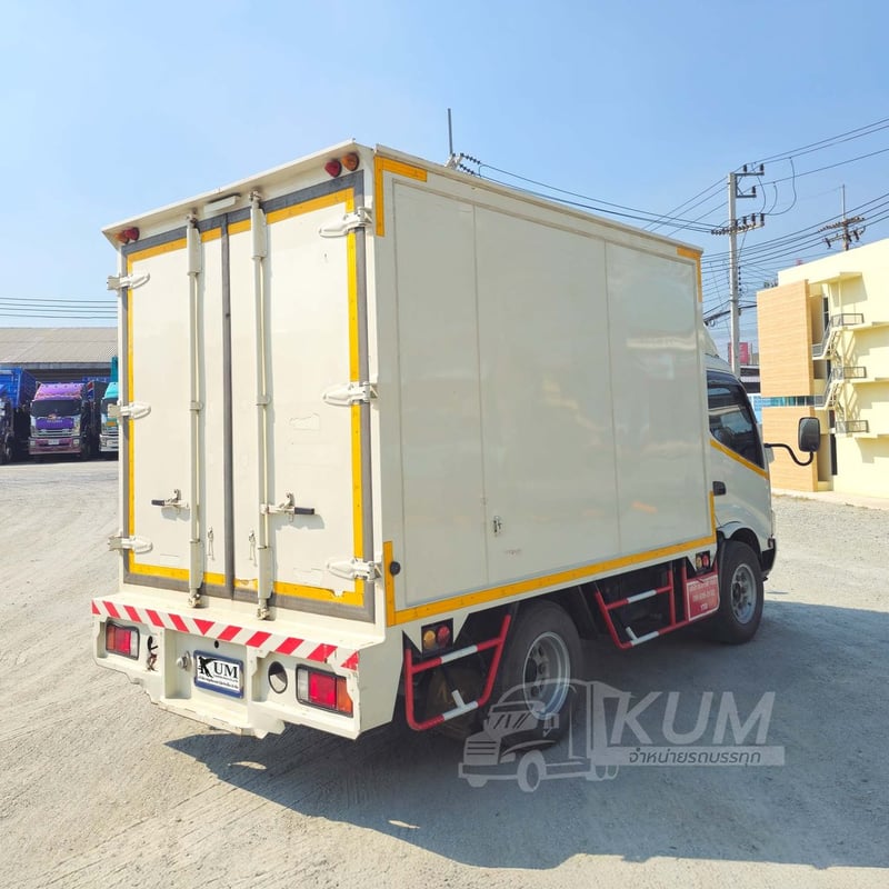 สี่ล้อตู้ HINO XZU 136 แรง ปี 67 (9713) สี่ล้อตู้ HINO XZU 136 แรง ปี 67 (9713)