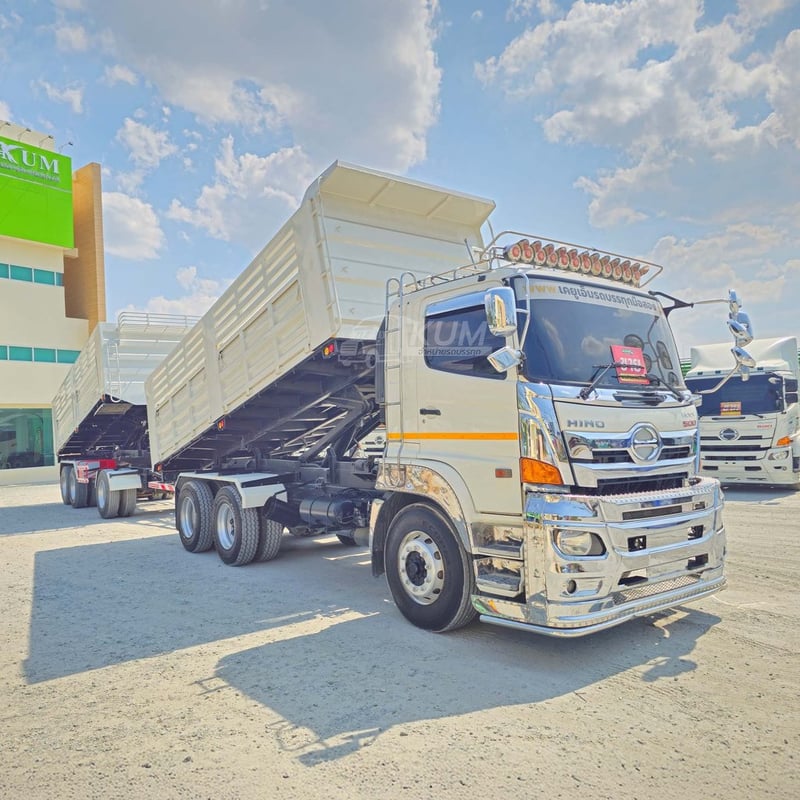 สิบล้อดั้มพ์ HINO VICTOR 500 344 แรงม้า ปี 65+หางดั้มพ์ สามเพลา อู่เดอะฟีนิกซ์ ปี 65 (2753 1976) สิบล้อดั้มพ์ HINO VICTOR 500 344 แรงม้า ปี 65+หางดั้มพ์ สามเพลา อู่เดอะฟีนิกซ์ ปี 65 (2753 1976)