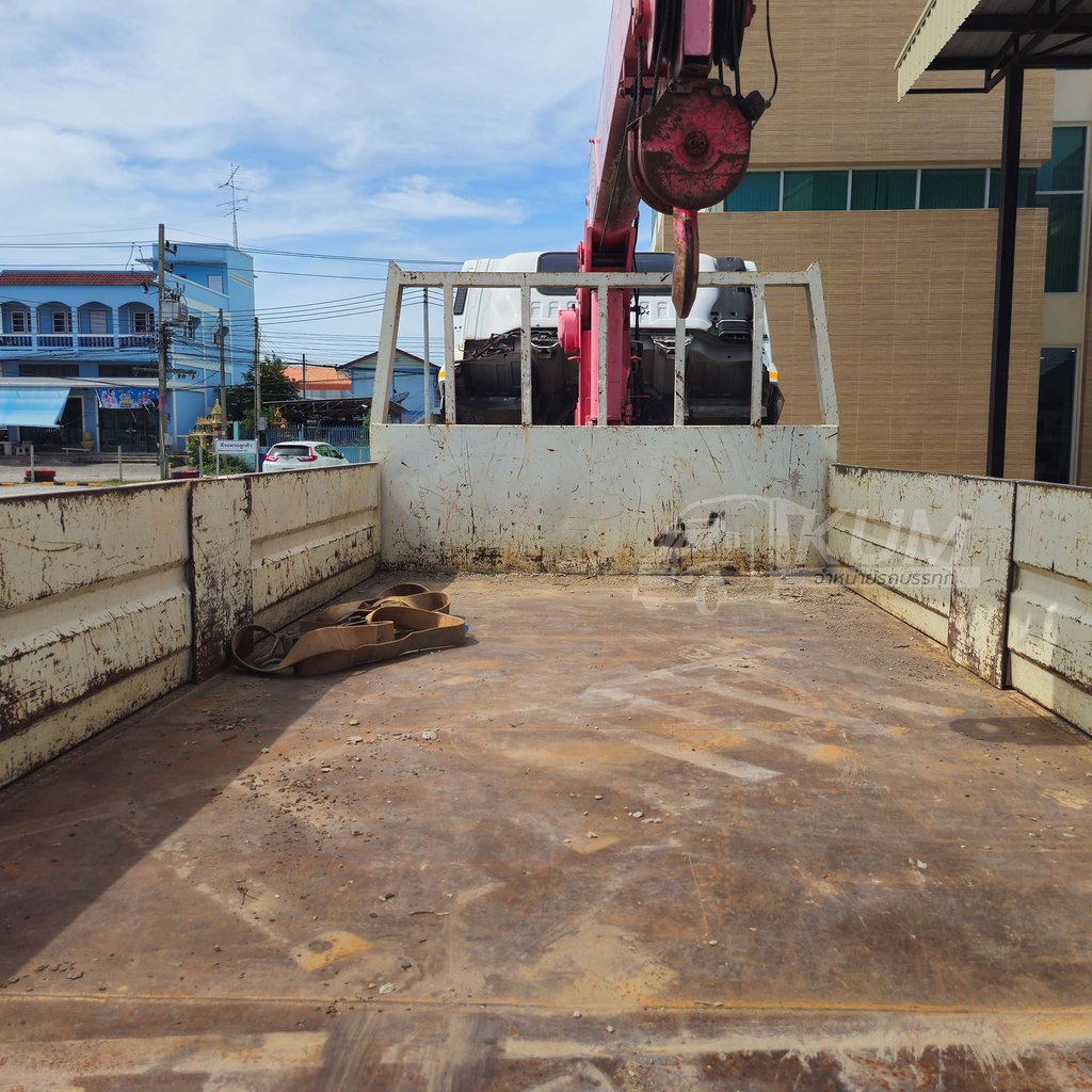 หกล้อเครน ISUZU FTR 240 แรง ปี 57 เครน unoc 5.5 ตัน (0947) หกล้อเครน ISUZU FTR 240 แรง ปี 57 เครน unoc 5.5 ตัน (0947)