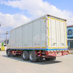 สิบล้อตู้สิบบาน HINO FL8J 260 แรง ปี 2561 (2716)