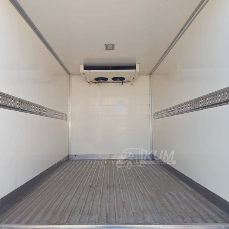 สี่ล้อตู้เย็น HINO XZU 136 แรง ปี 2567 (8556) สี่ล้อตู้เย็น HINO XZU 136 แรง ปี 2567 (8556)