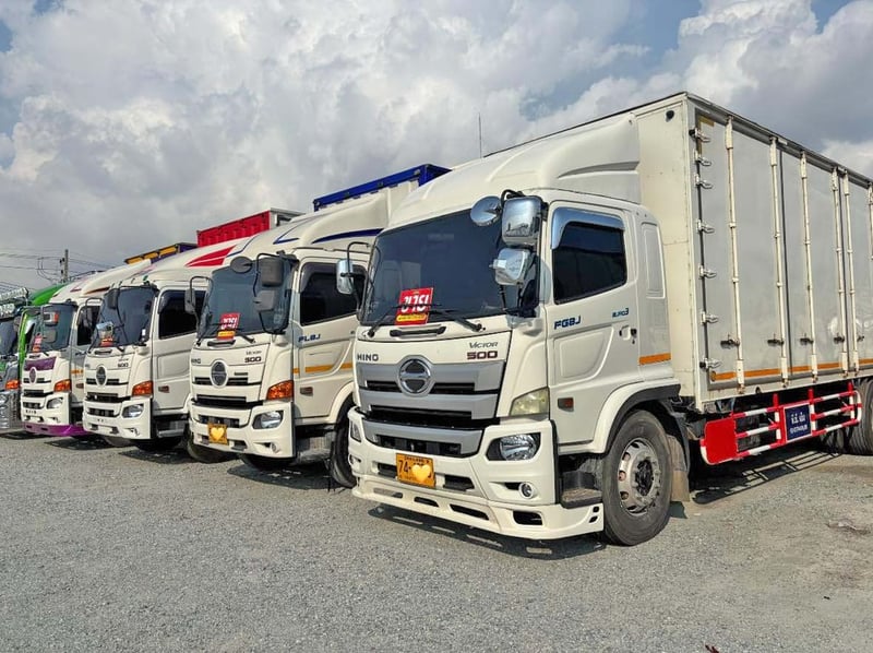 หกล้อ สิบล้อตู้สิบบาน เข้าใหม่ทุกวัน มีครบทุกรุ่นที่ตามหา ราคากำลังลง ตุนได้รีบตุนเลย (All)