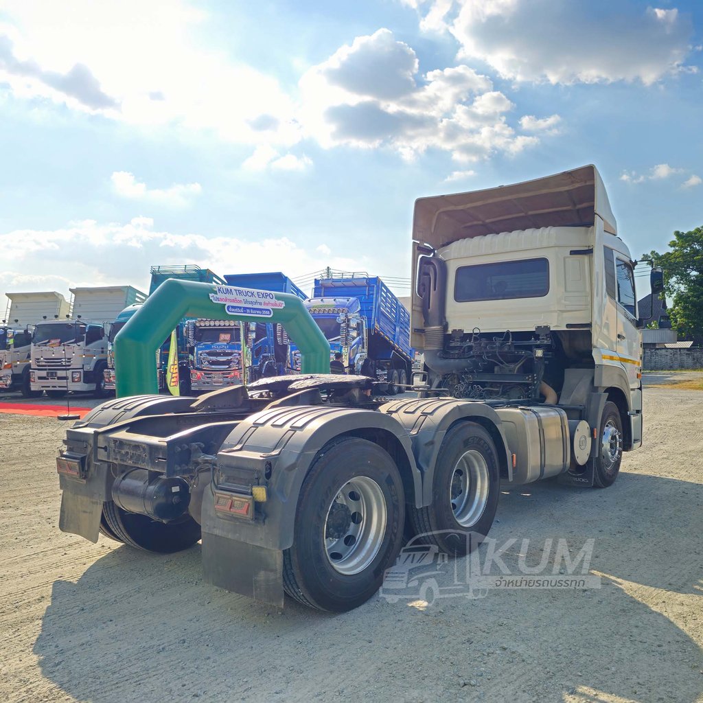 สิบล้อหัวลาก UD GWE 390 แรง ปี 2565 (2258) สิบล้อหัวลาก UD GWE 390 แรง ปี 2565 (2258)