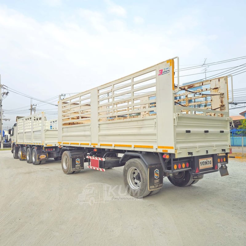 สิบสองล้อคอก Volvo FM 440 แรง ปี 2556 + หางคอก สองเพลา อู่เอสเคที ปี 65 (6467 2894)