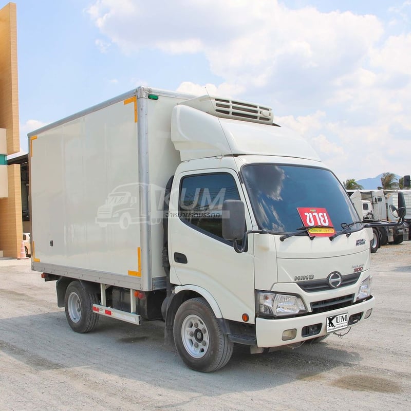 สี่ล้อตู้เย็น HINO XZU 136 แรง ปี 2567 (8556)