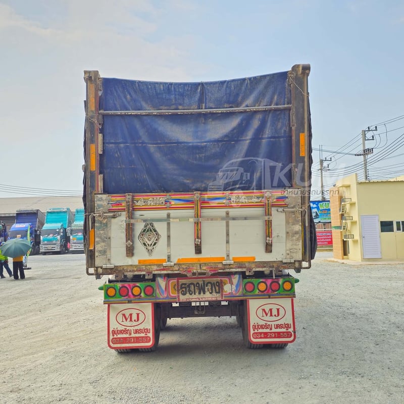 สิบสองล้อดั้มพ์ ISUZU FYH 360 แรง ปี 2557 + หางดั้มพ์ สามเพลา  อู่ส.สมบัติ ปี 2557 (8789 8190)