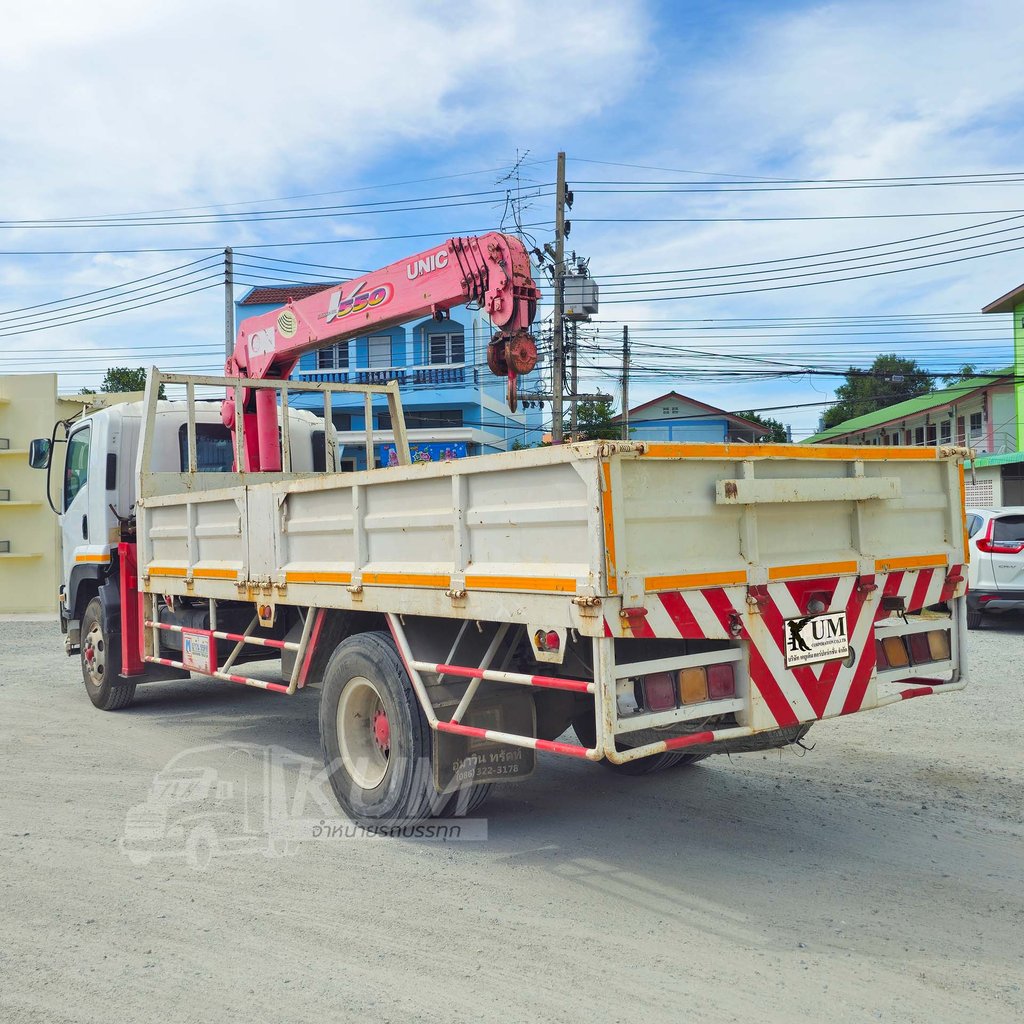 หกล้อเครน ISUZU FTR 240 แรง ปี 57 เครน unoc 5.5 ตัน (0947) หกล้อเครน ISUZU FTR 240 แรง ปี 57 เครน unoc 5.5 ตัน (0947)