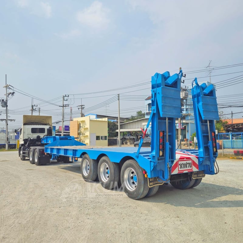 สิบล้อหัวลาก FM1A 344 แรง ปี 2565  +  หางโรเบท สามเพลา อู่ VT ปี 2563 (7667 9739)