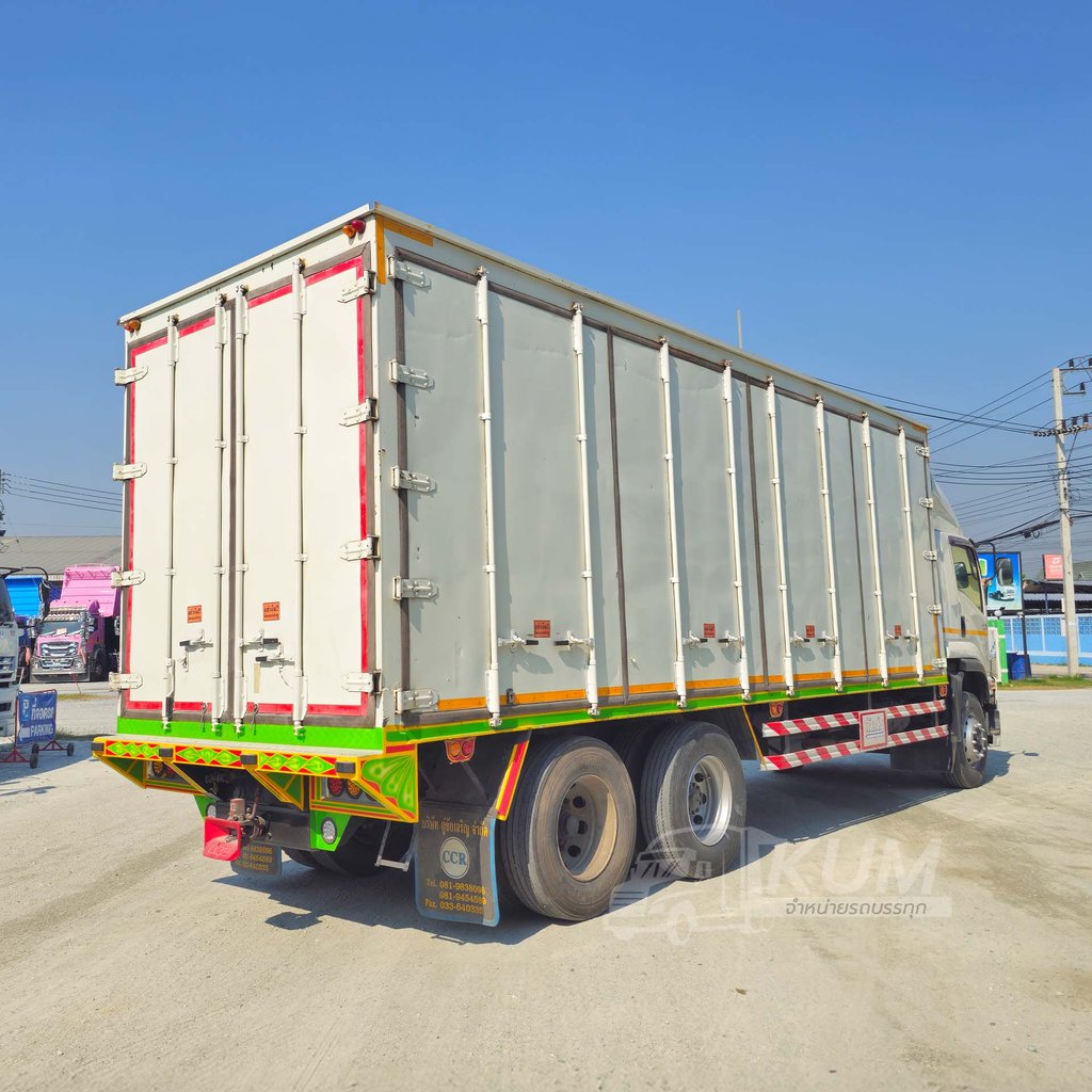 ถูกกว่าหลายแสนมาก สิบล้อตู้สิบบาน ISUZU FTR 240 แรง ปี 62 (8315)