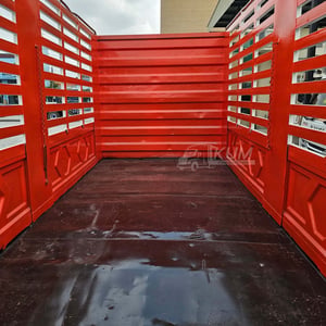 สิบล้อคอก HINO FL8J 260 แรง ปี 2559 (2895)
