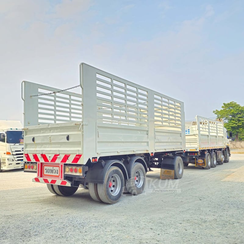 สิบสองล้อคอก Volvo FM 440 แรง ปี 2556 + หางคอก สามเพลา ปี 64 (2894.0735) สิบสองล้อคอก Volvo FM 440 แรง ปี 2556 + หางคอก สามเพลา ปี 64 (2894.0735)