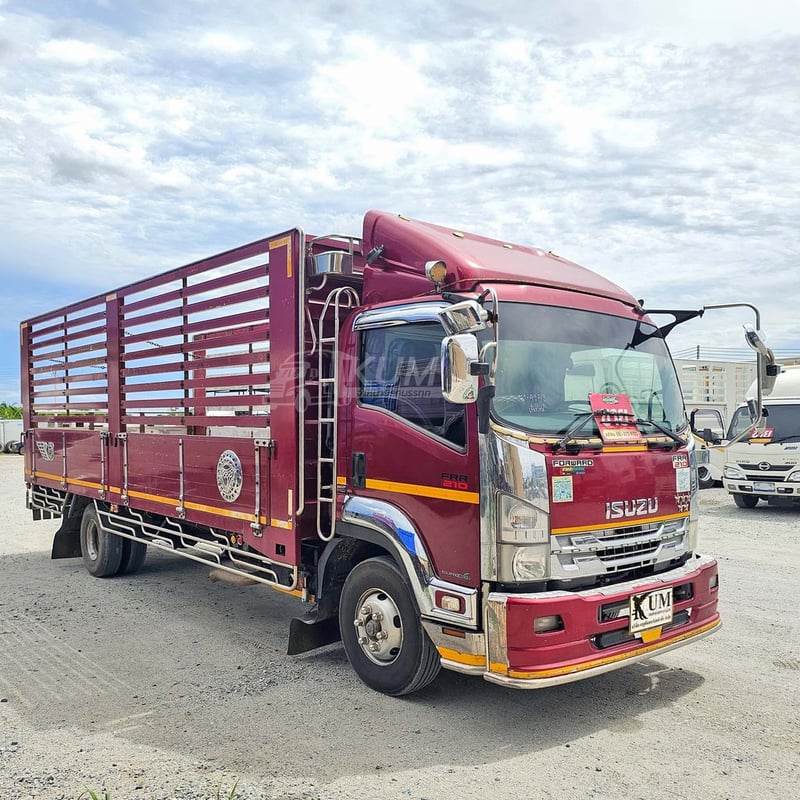 หกล้อคอก ISUZU FRR 210 แรง ปี 2562 (9252) หกล้อคอก ISUZU FRR 210 แรง ปี 2562 (9252)