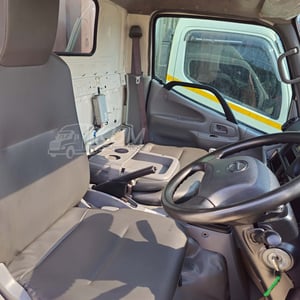 สี่ล้อตู้เย็น HINO XZU 136 แรง ปี 2567 (8556) สี่ล้อตู้เย็น HINO XZU 136 แรง ปี 2567 (8556)