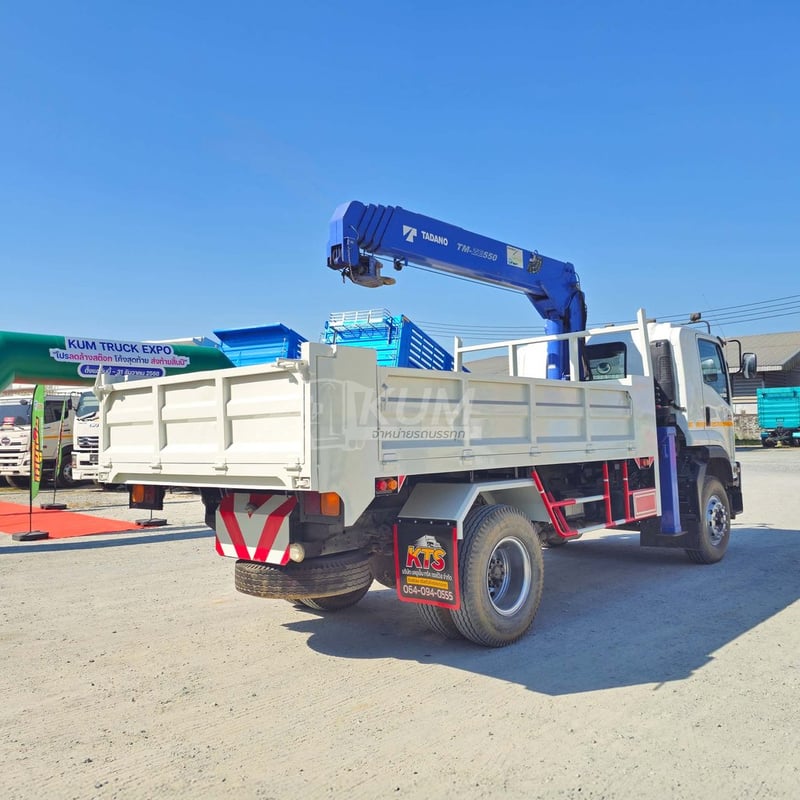 หกล้อดั้มพ์ติดเครน ISUZU FTR 240 แรง ปี 2566 (3266) หกล้อดั้มพ์ติดเครน ISUZU FTR 240 แรง ปี 2566 (3266)