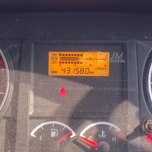 หกล้อตู้สิบบาน ISUZU FRR 210 แรง ปี 2566 (8215)