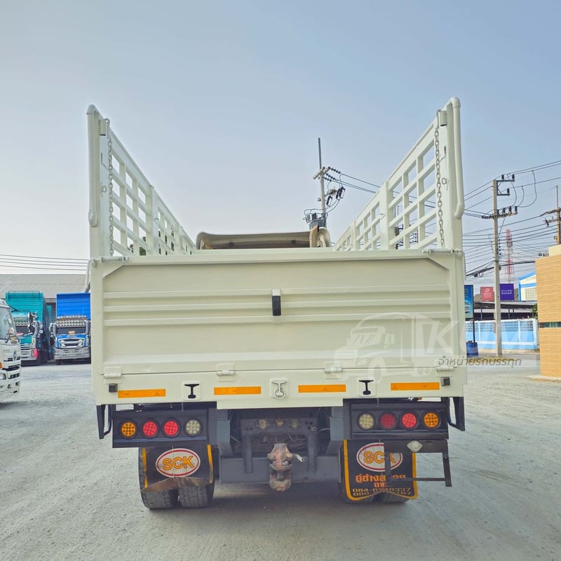 สิบสองล้อคอก Volvo FM 440 แรง ปี 2556 (2894)