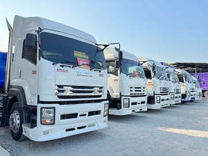 หัวลากมือสอง สด ผ่อน ราคาคุยกันได้ รถสภาพดี พร้อมใช้งาน  โทร 081-3739793