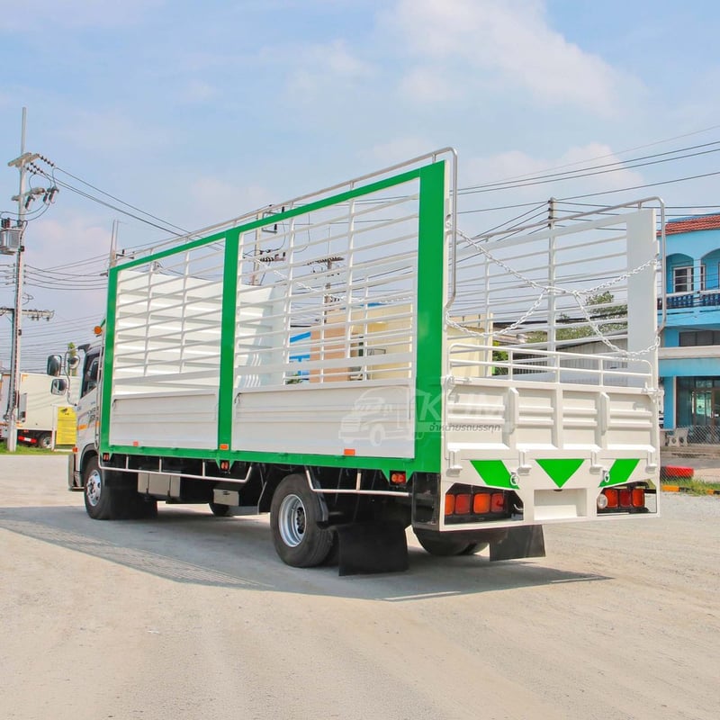 หกล้อคอก HINO FC9J 175 แรง ปี 2566 (2340)