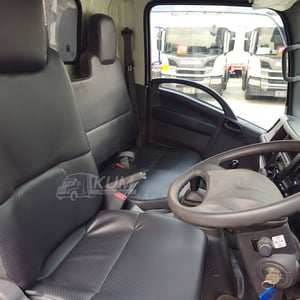 หกล้อดั้มพ์ ISUZU NMR 130 แรง ปี 2564 (3781)