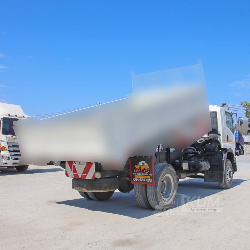 หัวคัสซี ISUZU FTR 240 แรง ปี 2566 (3266) หัวคัสซี ISUZU FTR 240 แรง ปี 2566 (3266)