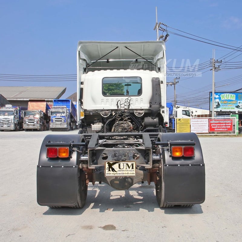 หกล้อหัวลาก ISUZU FTR 240 แรง ปี 2565 (2712)
