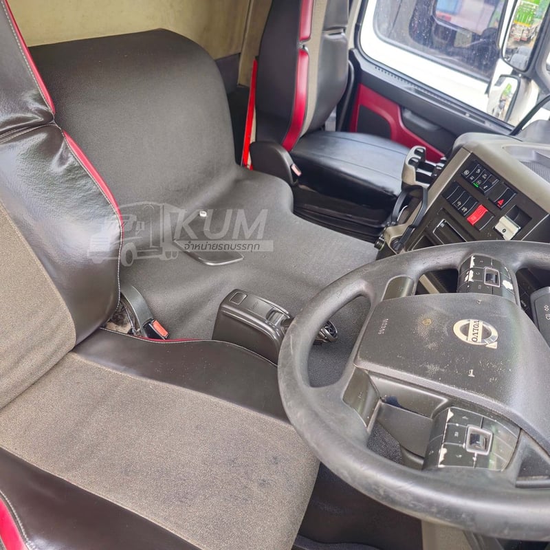 สิบล้อหัวลาก Volvo FM 440 แรง ปี 2560 (0733) สิบล้อหัวลาก Volvo FM 440 แรง ปี 2560 (0733)