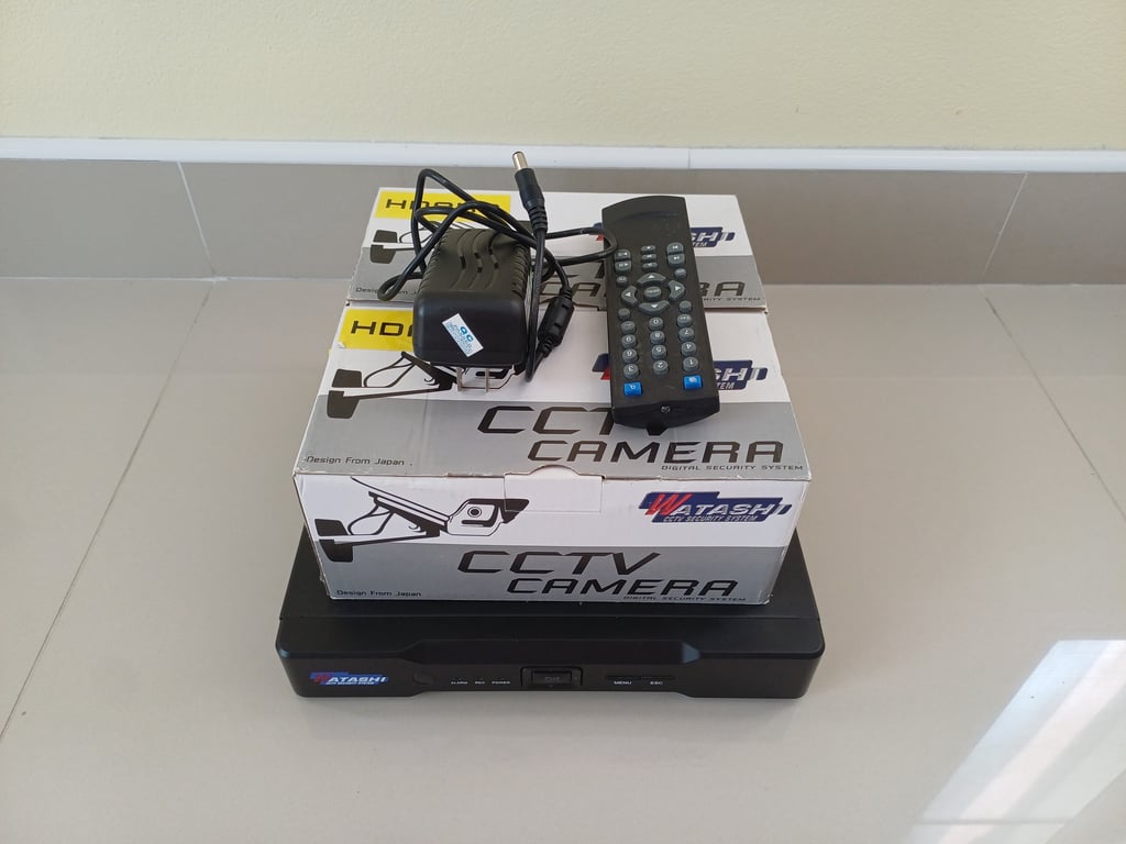 กล่องบันทึกกล้องวงจรปิด WATASHI + กล้องวงจรปิด 2 ตัว