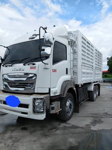 ISUZU 360 360แรงม้า รถบรรทุก 10ล้อ ดั้มพ์ ปี2014 เลขไมล์น้อยกว่า 500,000 กม.