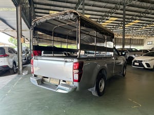 ISUZU D-MAX SPARK 1.9 B 2020 ISUZU D-MAX SPARK 1.9 B 2020