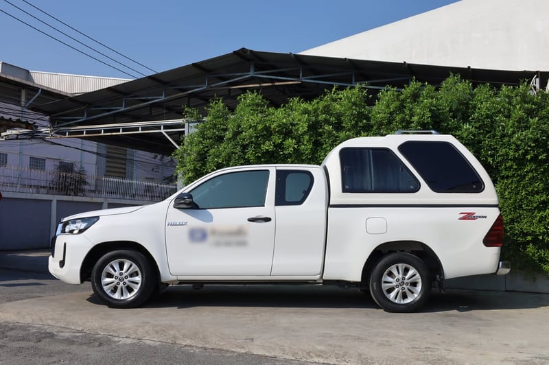 TOYOTA REVO SMART CAB 2.4 ENTRY Z EDITION SUPER WHITE 2022 TOYOTA REVO SMART CAB 2.4 ENTRY Z EDITION SUPER WHITE 2022