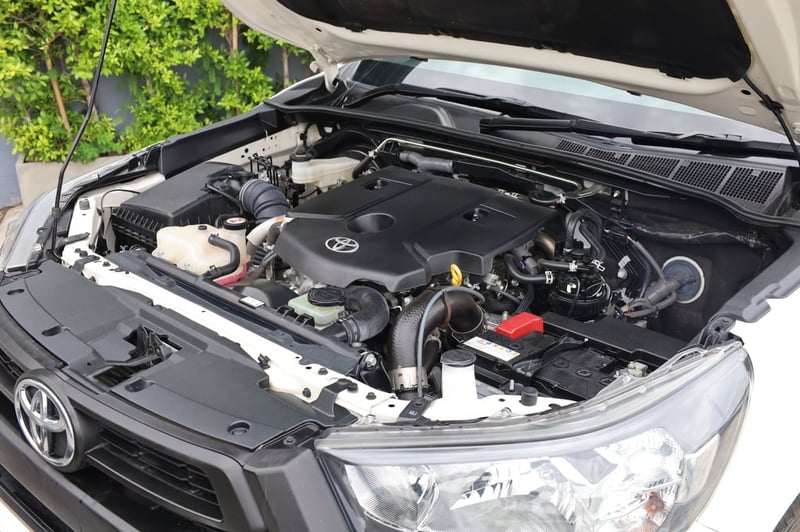 TOYOTA	REVO STANDARD CAB 2.4 ENTRY 2023 (เกียร์ธรรมดา)