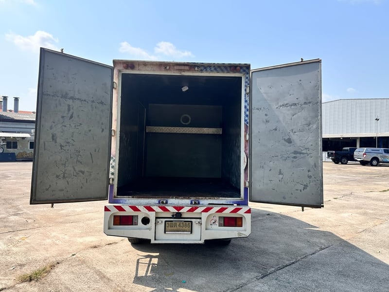รถมือเดียว ครบสัญญา ISUZU NLR 85EXXXU 2021