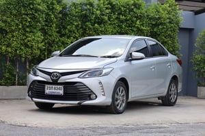 TOYOTA	VIOS 1.5 MID 2022 (รถครบสัญญามือเดียว)
