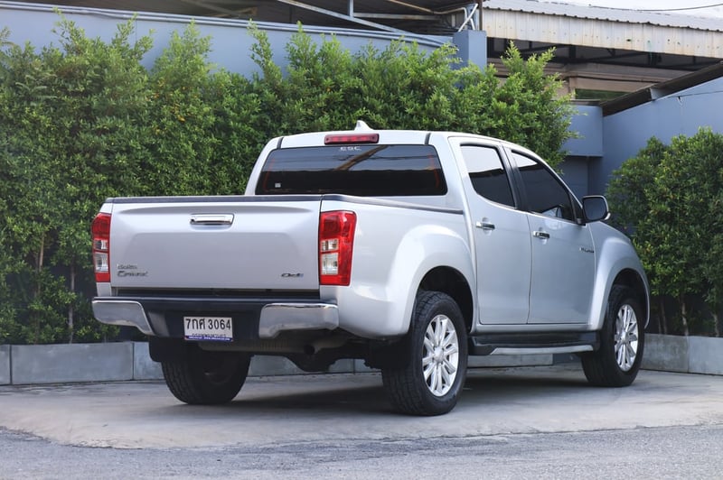 ISUZU D-MAX CAB 4 3.0 HI-LANDER Z-PRESTIGE  2018 (เกียร์ออโต้)