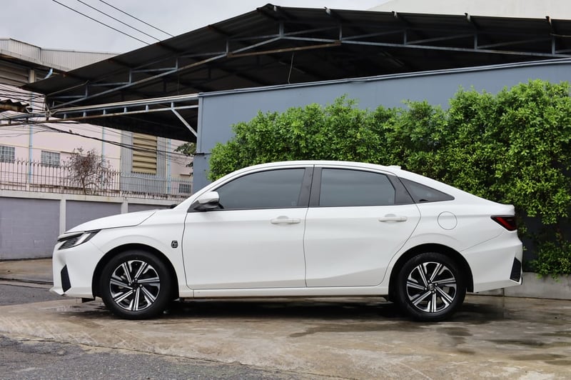 TOYOTA	YARIS ATIV 1.2 SMART  2022