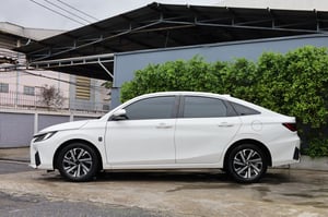 TOYOTA	YARIS ATIV 1.2 SMART  2022