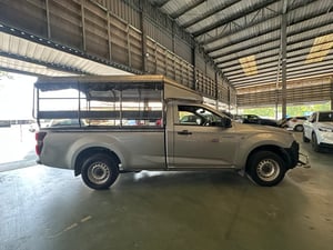ISUZU D-MAX SPARK 1.9 B 2020 ISUZU D-MAX SPARK 1.9 B 2020