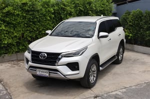 TOYOTA FORTUNER 2.4 V 2020 TOYOTA FORTUNER 2.4 V 2020