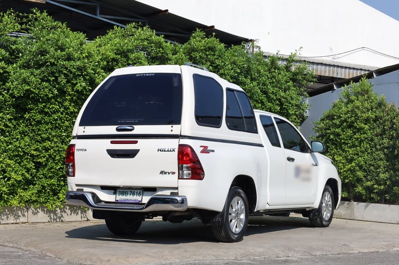 TOYOTA REVO SMART CAB 2.4 ENTRY Z EDITION SUPER WHITE 2022 TOYOTA REVO SMART CAB 2.4 ENTRY Z EDITION SUPER WHITE 2022