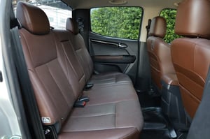 ISUZU D-MAX CAB 4 3.0 HI-LANDER Z-PRESTIGE  2018 (เกียร์ออโต้)