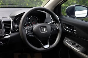 รถครบสัญญาเช่า มือเดียว บริษัทออกจากศูนย์ป้ายแดงทุกคัน